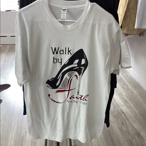 White Graphic T-Shirt with High Heel Design - Picture 1 of 4